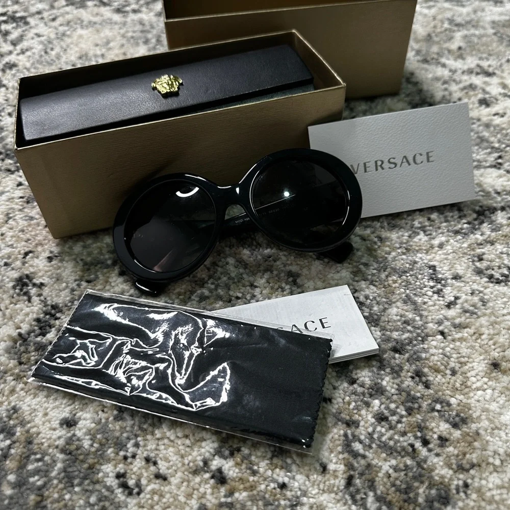 Versace Black Sunglasses with Gold Accent - Picture 3 of 9